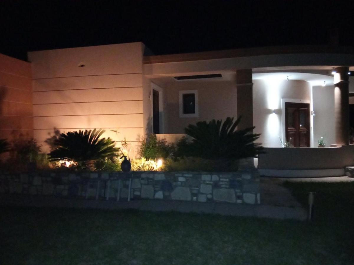 Kos Villa - Family Comfort With Large Garden, Jacuzzi Kültér fotó