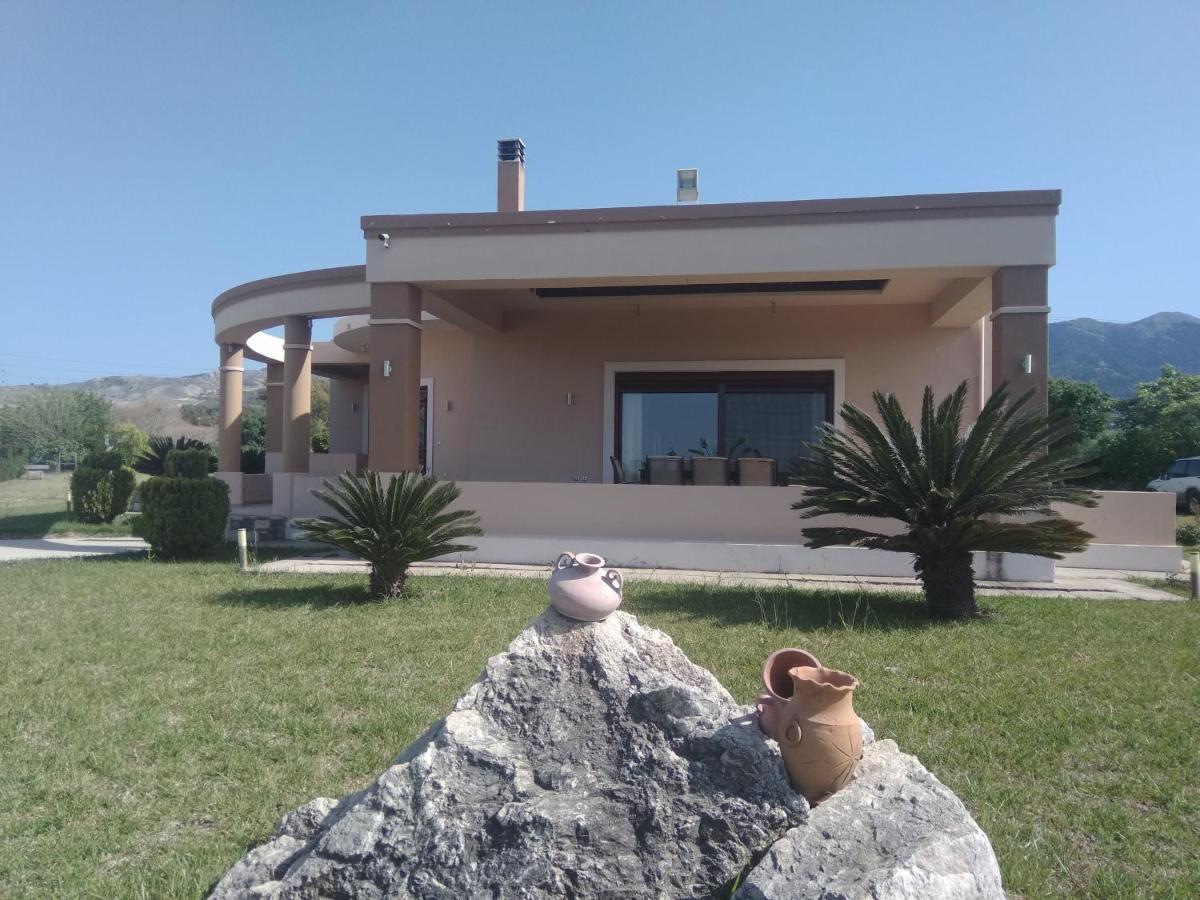 Kos Villa - Family Comfort With Large Garden, Jacuzzi Kültér fotó